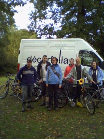 Photo of Decorfolia's' Bike & Hike team...